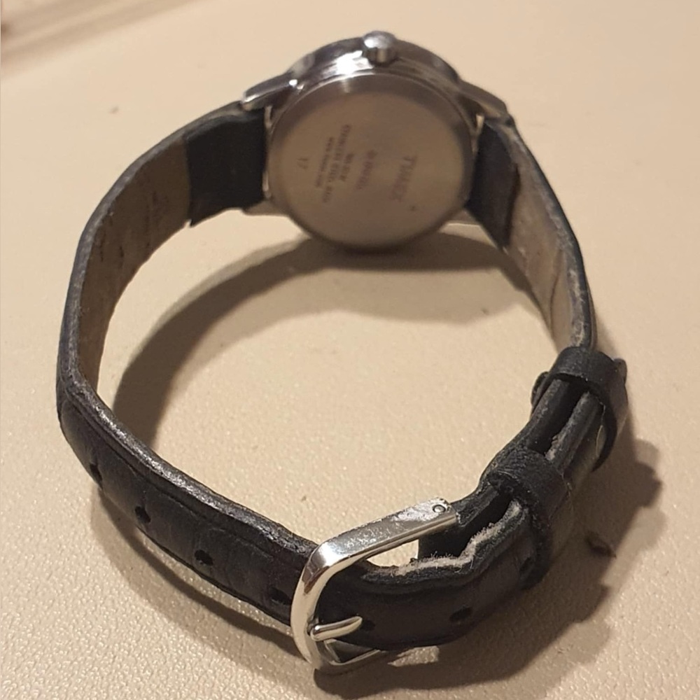 🦋10/$20🦋 Timex Indiglo Silver/White Easy Reader Women's Watch w/Date - Picture 3 of 4
